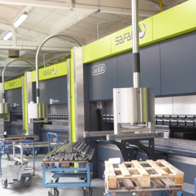 CNC sheet steel bending